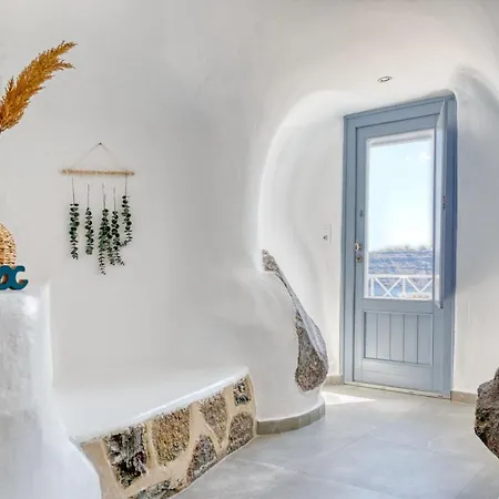 Daire Aris Caves Oia