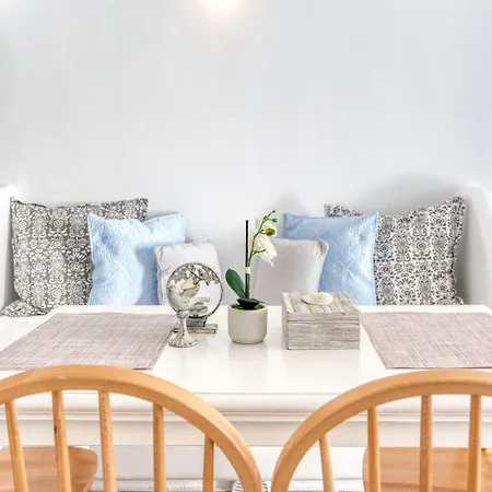 Aris Caves Apartman *